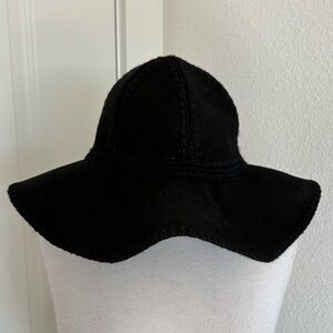 Vintage Liz Claiborne Women’s 100% Wool Black Floppy Hat Crotchet Knit Boho 90’s